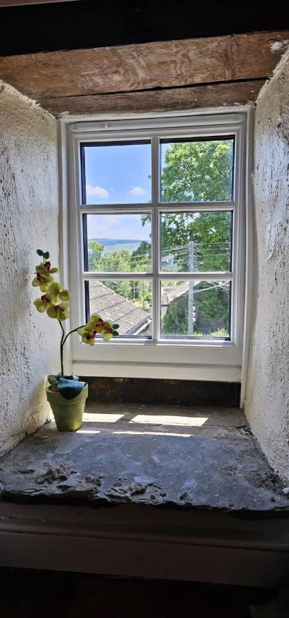 Puzzle Cottage, Quirky Dales For 2 * Spennithorne